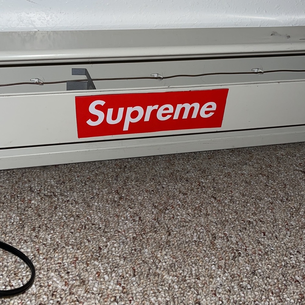 Supreme Sticker Magnets 🧲 - Picture 4 of 4